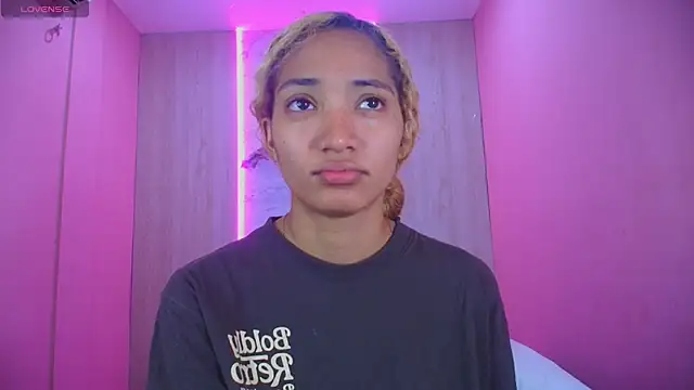 Charlotte Love10 online show from October 29, 2025, 12:59 pm