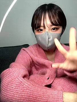 -x MIU x online show from January 13, 2026, 10:08 am