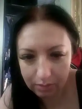 Veronica-Celie online show from December 19, 2025, 7:22 am