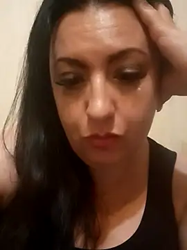Snapshot of Veronica-Celie chatting on July 4, 2026, 9:41 pm Veronica-Celie online show from July 4, 2026, 9:41 pm