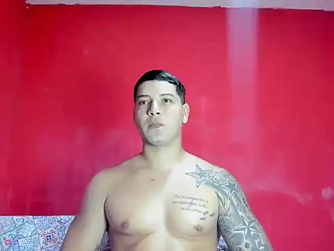 Snapshot of paul_luis chatting on December 21, 2025, 12:57 am paul luis online show from December 21, 2025, 12:57 am