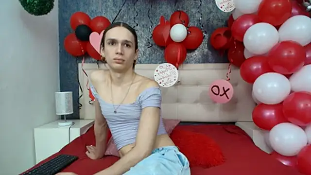 Celestial Queen  online show from February 12, 2026, 2:17 pm