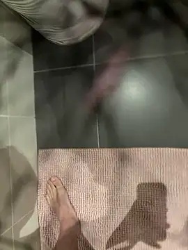 Snapshot of lescro95_ chatting on February 6, 2026, 6:26 pm lescro95 online show from February 6, 2026, 6:26 pm