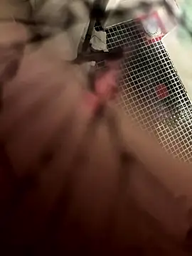 Snapshot of lescro95_ chatting on January 16, 2026, 4:11 pm lescro95 online show from January 16, 2026, 4:11 pm