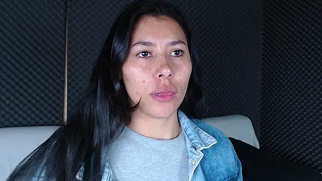 Snapshot of _joy_yva chatting on February 13, 2026, 10:21 pm joy yva online show from February 13, 2026, 10:21 pm