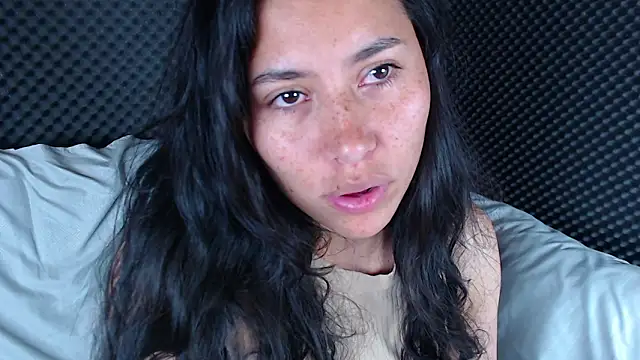 Snapshot of _joy_yva chatting on March 16, 2026, 10:23 pm joy yva online show from March 16, 2026, 10:23 pm