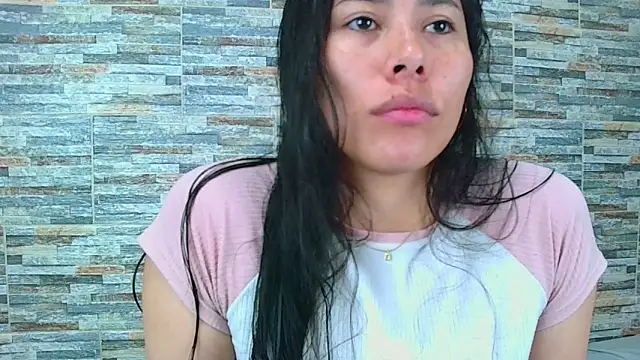 Snapshot of _joy_yva chatting on February 24, 2025, 4:15 pm joy yva online show from February 24, 2025, 4:15 pm