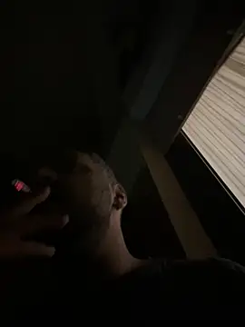 Snapshot of Dikkiduohottt chatting on February 7, 2025, 3:12 am Dikkiduohottt online show from February 7, 2025, 3:12 am