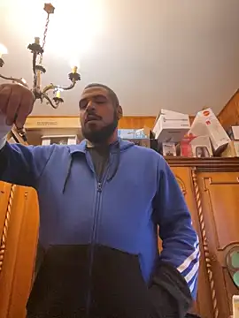 Snapshot of Dikkiduohottt chatting on October 19, 2025, 4:21 pm Dikkiduohottt online show from October 19, 2025, 4:21 pm