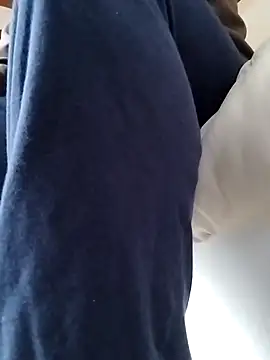 Dikkiduohottt online show from March 2, 2026, 2:13 pm