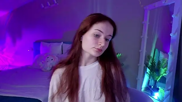 L1ittle kitty  online show from May 24, 2026, 6:02 am