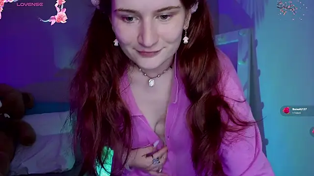 L1ittle kitty  online show from June 8, 2026, 5:41 am