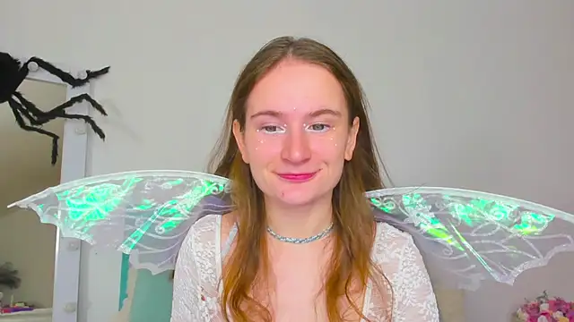 Snapshot of L1ittle_kitty_ chatting on November 9, 2025, 6:28 am L1ittle kitty online show from November 9, 2025, 6:28 am