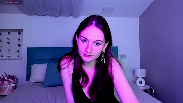 Snapshot of L1ittle_kitty_ chatting on September 19, 2025, 5:44 am L1ittle kitty online show from September 19, 2025, 5:44 am