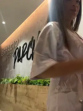 Snapshot of Alisha-Bond chatting on February 26, 2025, 11:30 pm Alisha-Bond online show from February 26, 2025, 11:30 pm