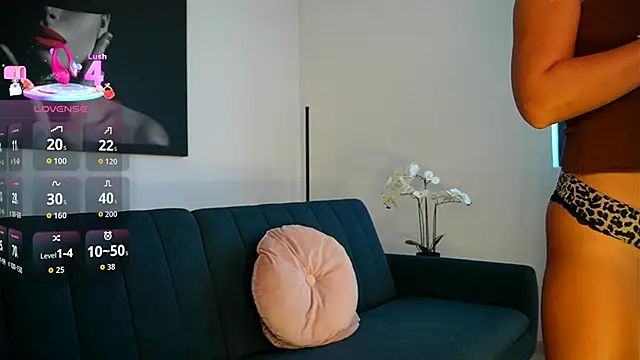 izzy belle online show from September 24, 2025, 12:11 pm