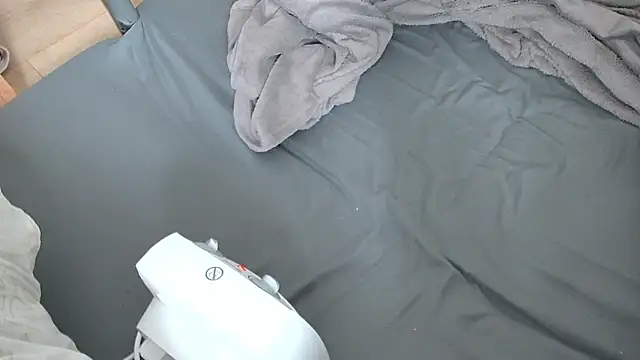 CeriseLapine online show from February 8, 2026, 8:23 am