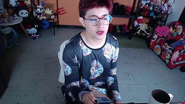 Snapshot of MissMiia2 chatting on May 26, 2026, 1:53 pm MissMiia2 online show from May 26, 2026, 1:53 pm