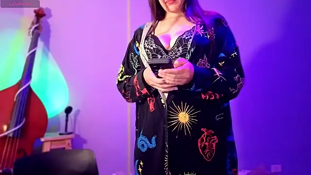 Snapshot of Evainthesky chatting on March 3, 2026, 10:39 pm Evainthesky online show from March 3, 2026, 10:39 pm