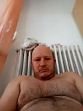 Snapshot of gato- chatting on April 16, 2026, 3:35 pm gato- online show from April 16, 2026, 3:35 pm