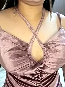 Snapshot of Indianhyna chatting on February 20, 2025, 3:52 pm Indianhyna online show from February 20, 2025, 3:52 pm