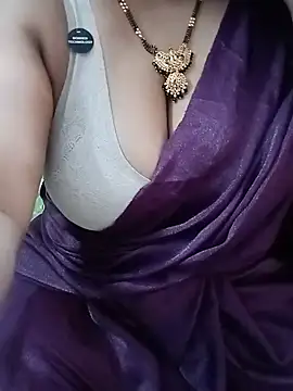 Snapshot of your-sameera chatting on June 27, 2026, 5:24 am your-sameera online show from June 27, 2026, 5:24 am