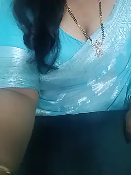 Snapshot of your-sameera chatting on June 5, 2026, 5:01 am your-sameera online show from June 5, 2026, 5:01 am
