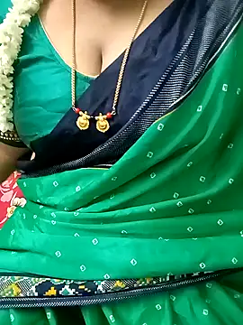 Snapshot of your-sameera chatting on April 24, 2026, 4:36 am your-sameera online show from April 24, 2026, 4:36 am