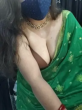 Snapshot of AzadPanchi2024 chatting on March 3, 2025, 7:03 am AzadPanchi2024 online show from March 3, 2025, 7:03 am