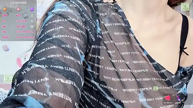 Snapshot of Carly_1 chatting on March 3, 2026, 3:46 am Carly 1 online show from March 3, 2026, 3:46 am