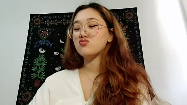 Jennatyan online show from September 9, 2025, 6:01 am