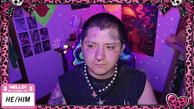 Snapshot of masterkevinftm chatting on April 17, 2026, 5:32 am masterkevinftm online show from April 17, 2026, 5:32 am