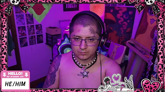 Snapshot of masterkevinftm chatting on April 26, 2026, 2:42 am masterkevinftm online show from April 26, 2026, 2:42 am