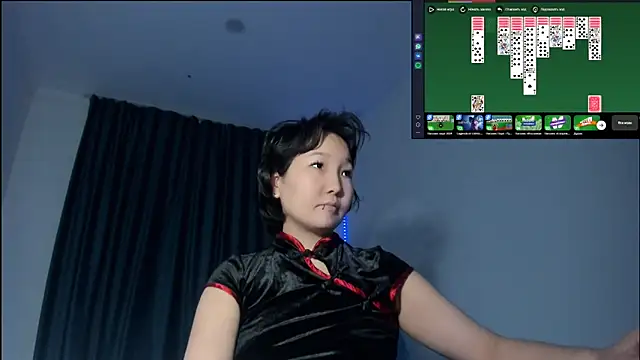 Snapshot of himeros_goddess chatting on December 10, 2024, 9:11 pm himeros goddess online show from December 10, 2024, 9:11 pm