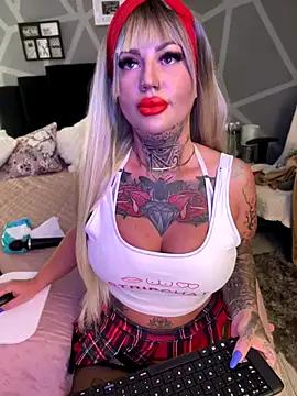 krysstal003 online show from September 23, 2025, 7:10 pm