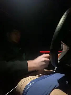 youssef00711 online show from March 13, 2025, 2:05 am