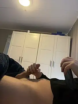 youssef00711 online show from February 8, 2025, 1:44 pm