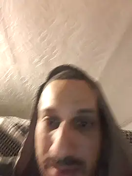 Snapshot of 10Pablo1984 chatting on November 4, 2025, 12:25 am 10Pablo1984 online show from November 4, 2025, 12:25 am