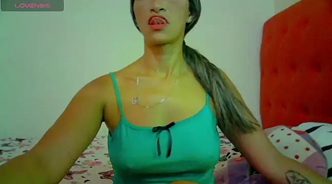 rosa pretty online show from March 16, 2025, 4:12 pm