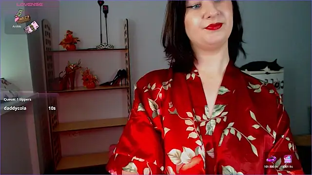 Snapshot of Goddess_Sophie chatting on October 3, 2025, 6:59 am Goddess Sophie online show from October 3, 2025, 6:59 am