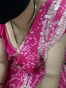 Snapshot of kaveerpooja947 chatting on April 14, 2026, 5:40 pm kaveerpooja947 online show from April 14, 2026, 5:40 pm