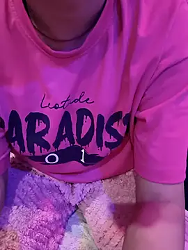 kaveerpooja947 online show from November 17, 2025, 6:23 pm