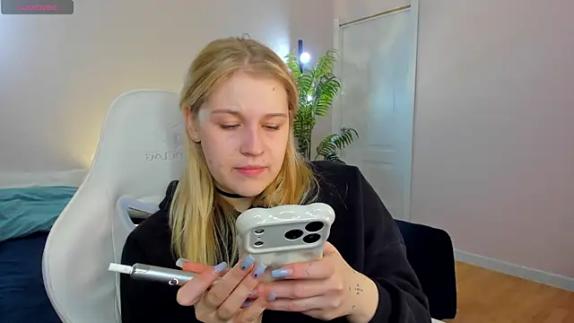 Snapshot of Colleen_Blake chatting on May 14, 2026, 5:10 pm Colleen Blake online show from May 14, 2026, 5:10 pm