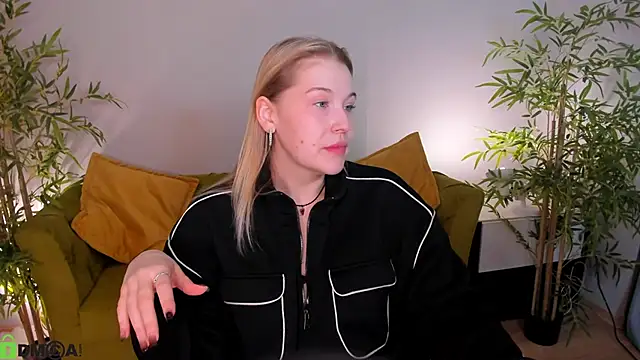 Snapshot of Colleen_Blake chatting on May 20, 2026, 4:59 pm Colleen Blake online show from May 20, 2026, 4:59 pm
