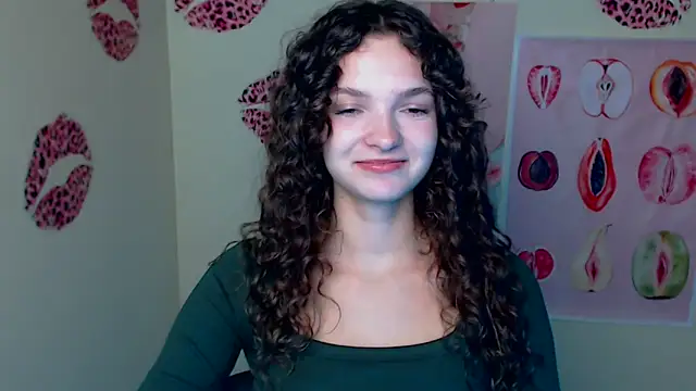  SusieSu  online show from October 4, 2025, 7:04 pm