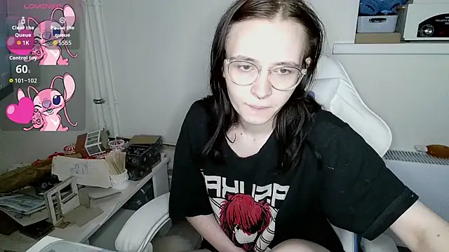 Snapshot of crashtest_13 chatting on September 16, 2025, 6:31 pm crashtest 13 online show from September 16, 2025, 6:31 pm