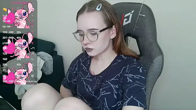 Snapshot of crashtest_13 chatting on March 22, 2025, 1:19 pm crashtest 13 online show from March 22, 2025, 1:19 pm