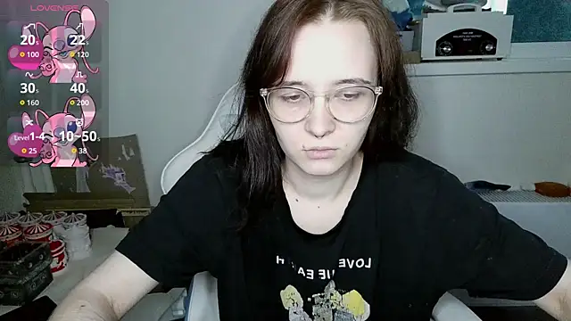 Snapshot of crashtest_13 chatting on September 23, 2025, 2:13 pm crashtest 13 online show from September 23, 2025, 2:13 pm