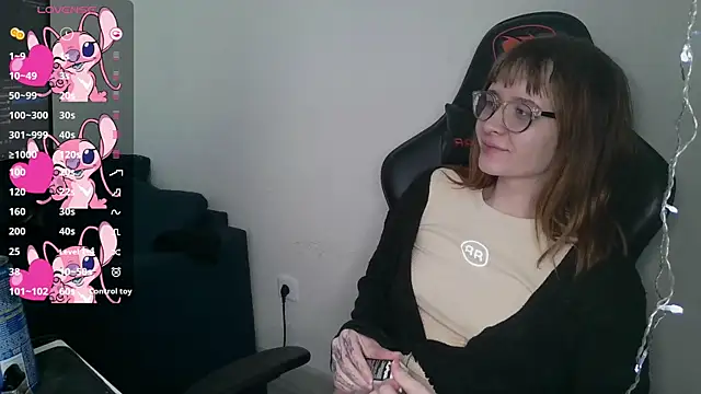 Snapshot of crashtest_13 chatting on February 28, 2025, 12:31 pm crashtest 13 online show from February 28, 2025, 12:31 pm