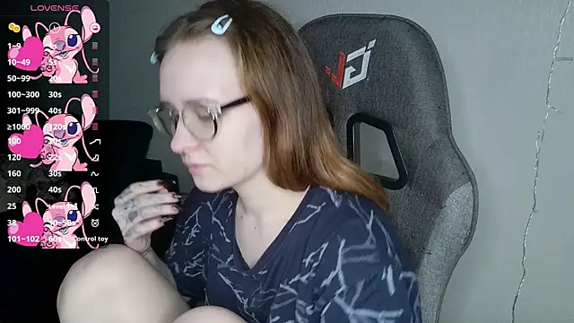 Snapshot of crashtest_13 chatting on March 21, 2025, 5:23 pm crashtest 13 online show from March 21, 2025, 5:23 pm